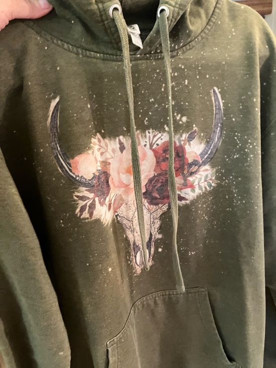 Independent Trading Company Tops - Western Floral Skull Pullover Hoodie